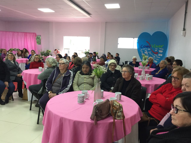 CRAS e CREAS realizam ação do projeto “COM VIVER”